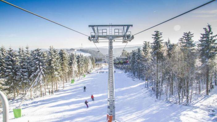 Вилла Ferienhaus Astenblick - Ideal Fuer Weihnachtsfeiern Und Familienfeiern Bietet Schlafplaetze Fuer Bis Zu 35 Personen Винтерберг Экстерьер фото